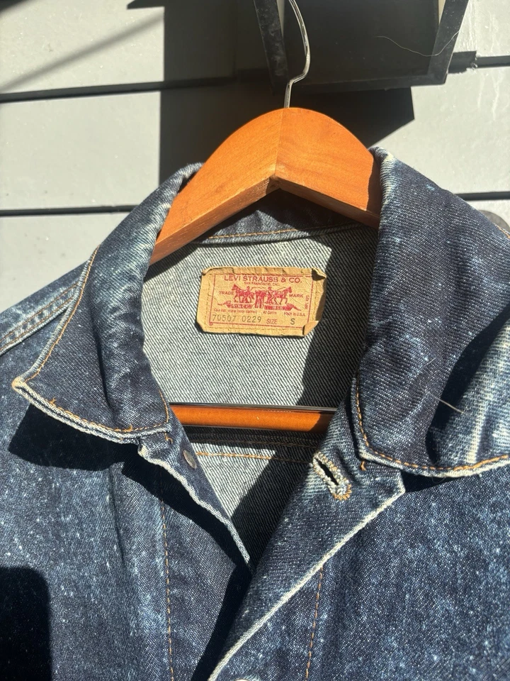 Chaqueta vaquera Levi’s Galactic Wash 70507 0229 talla S, 22x23 lavado oscuro Foto 2 de 4