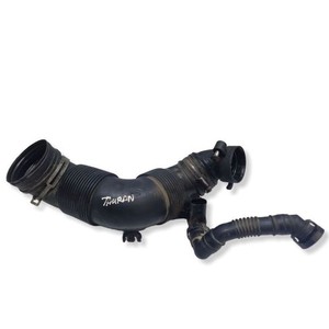 Volkswagen Touran I 2009 Diesel 77kW Ansaugrohr Ansaugschlauch Turbolader