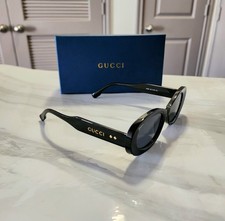Gucci Women's Sunglasses Black Frame Gray Lens With Case