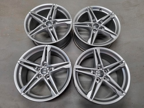 Neu / neuwertig – Original Audi 18 Zoll Felgen A4 S4 8W0601025