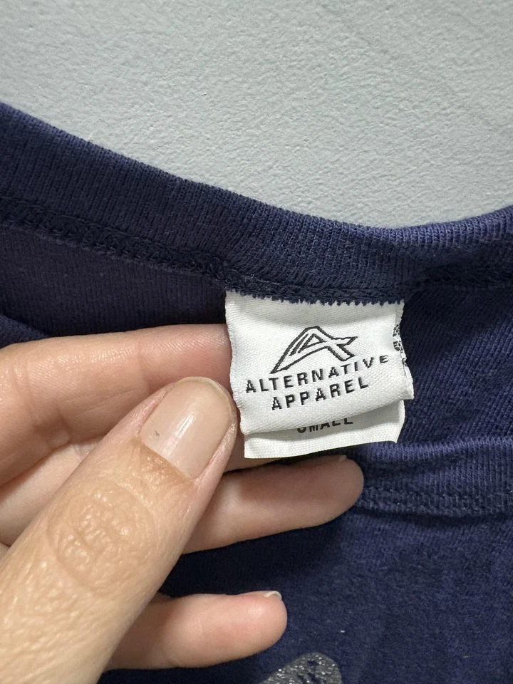 Camiseta sin mangas String Cheese Incident para mujer pequeña con gráfico de mariposa prohibiciones de los años 90 Foto 3 de 4