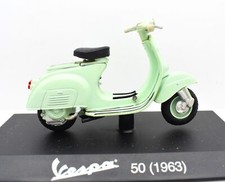 Modellini vespa 50 1963 scala 1:18 modellismo da collezione epoca maisto usati