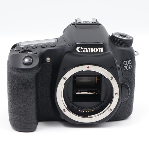 Canon EOS 70D 20.2MP Digital SLR Camera (Shutter Count 31168) - Picture 3 of 10