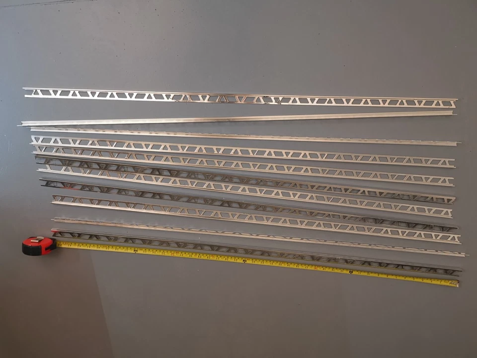 Profili In Acciaio Per Gradini Scale E piastrelle - Immagine 2 di 4