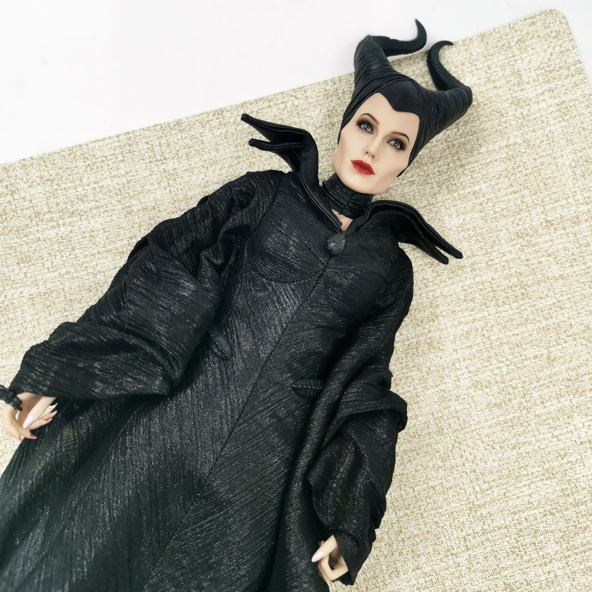 Body Head Sculpt Figure Collectible Hot Toys 1/6 Maleficent HT
