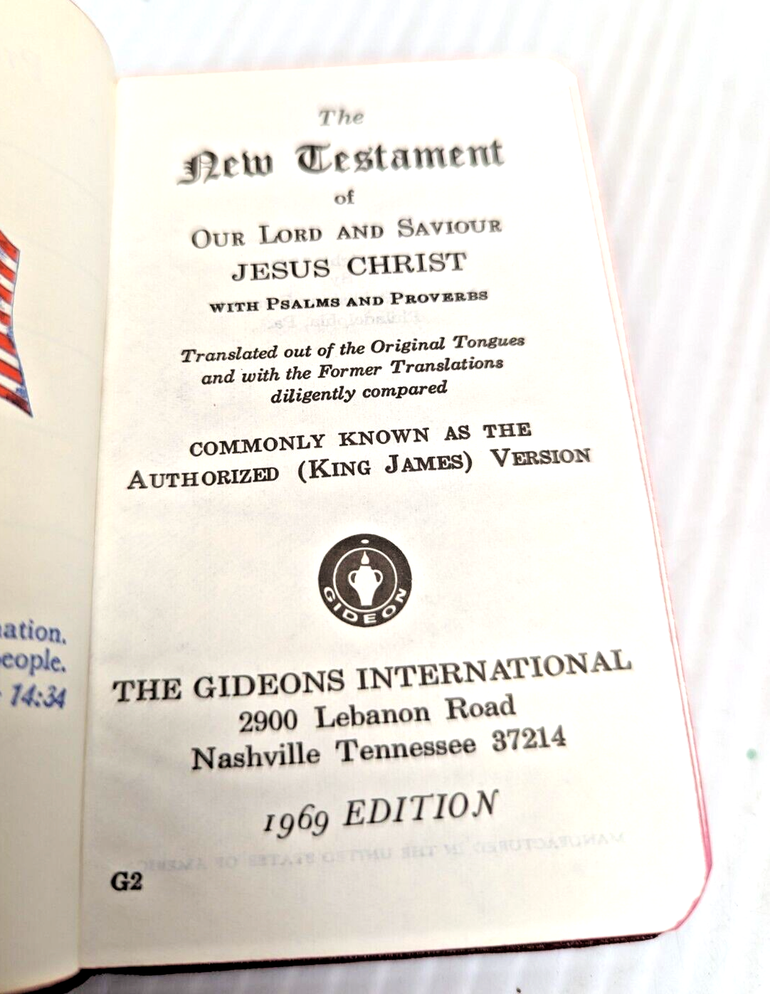 Lot of 2 Gideon Pocket New Testament Psalms Proverbs 1985 NKJV Gold