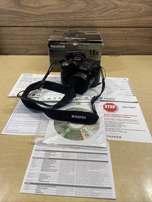 Fujifilm FinePix S Series S1800 12.2MP 18x Zoom Digital Camera - TESTED