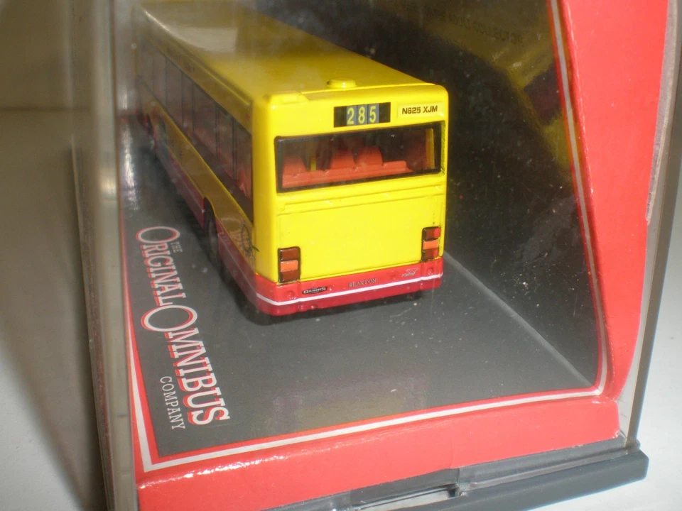 Corgi 42806 Dennis Dart London Buslines 285 Feltham-Heathrow - Image 4 of 4
