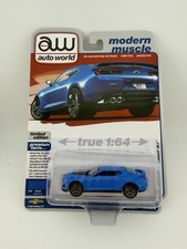Auto World 64412 Modern Muscle 1:64 2022 Chevy Camaro ZL1 Series B Blue Q3