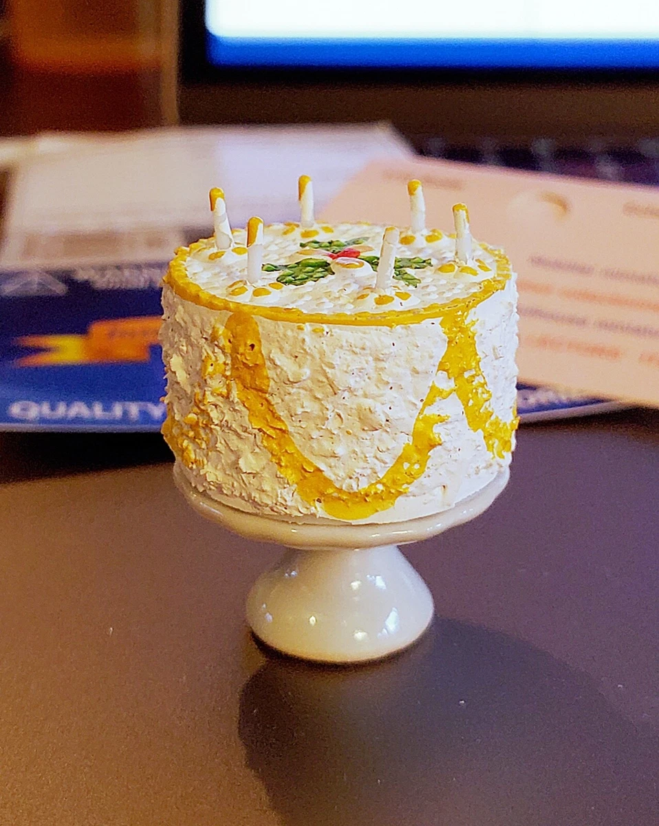 Details more than 155 candles on cake stand in.eteachers