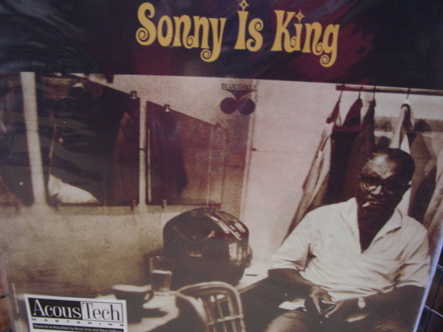 SONNY TERRY VERIFIED #140 HOFFMAN GRAY SIGNATURE SERIES 45RPM SONNY IS KING SET