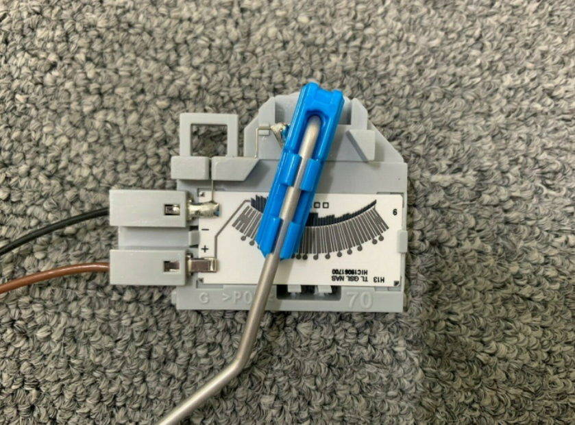 OEM 94460-N9000 -N9800 Fuel Pump Sender Assy Sending Unit for Kia