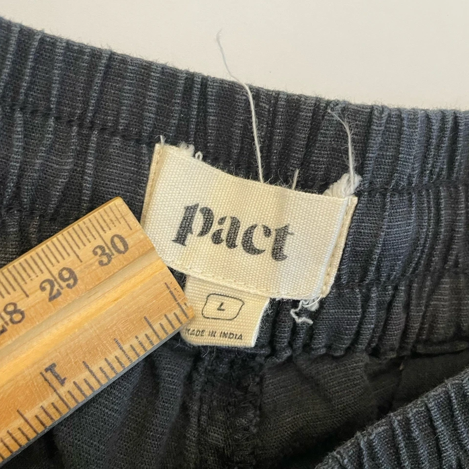 Bermuda Pact Pull-On Feminina Grande Preta Mescla de Cânhamo 5,5” Costura Interna Casual - Imagem 4 de 4