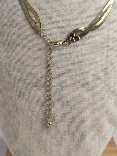 VINTAGE HERRINGBONE NECKLACE DOUBLE STRAND FLAT GOLD PLATED LOBSTER FASTENING - Picture 3 of 4