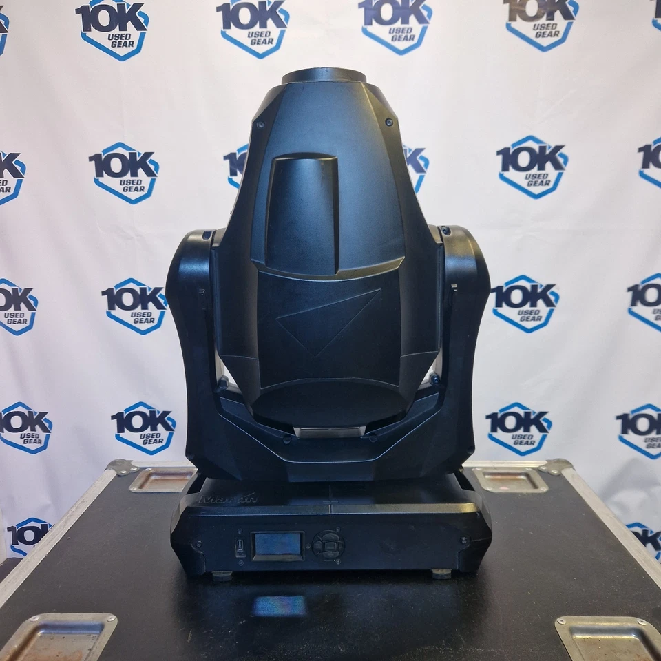 Martin MAC Quantum Profile White LED Spot, CMY color mixing, Set of 2 in f/case - Image 2 of 4