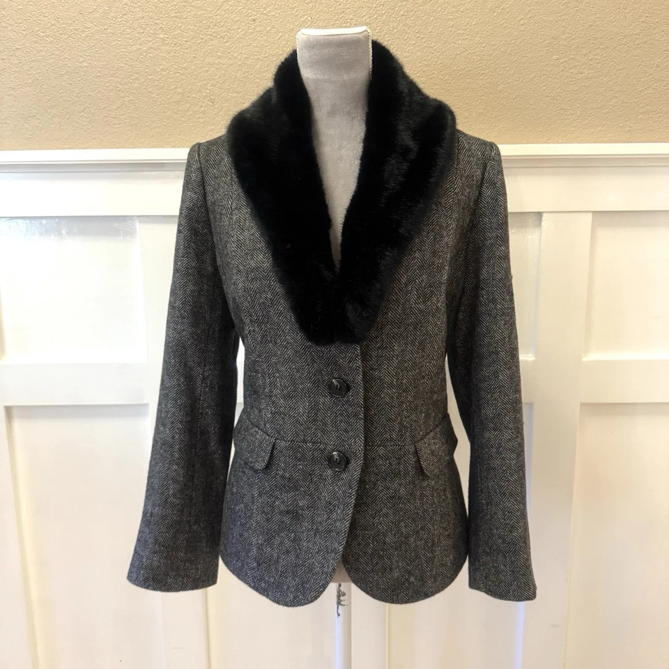 NWOT Talbots Herringbone Aberdeen Wool Blend Blazer Size:12p Removable Collar - Image 2 of 4