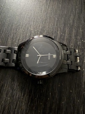 Guess Men s Waterproof Black On Black Japan Movement Good Condition