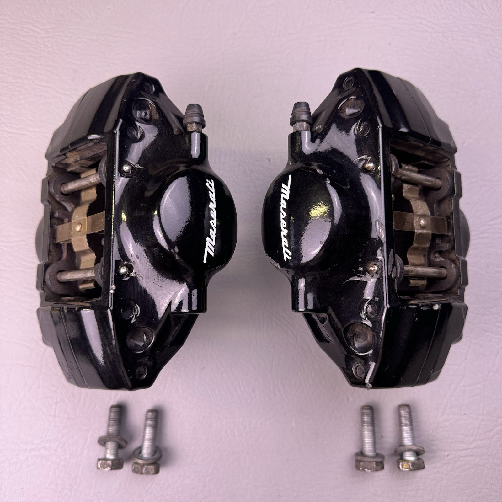 03-06 Maserati Quattroporte Rear Left & Right Brake Caliper Calipers Set OEM