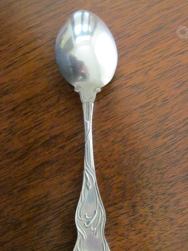 H86E SET OF 12 ANTIQUE 1902 MECHANICS STERLING SILVER TEASPOON LILY PATTERN 5.75 - Picture 13 of 17