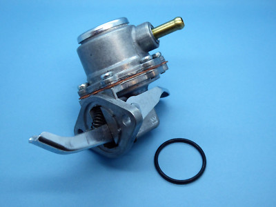 MONARK KRAFTSTOFF / DIESEL PUMPE FÜR HANOMAG D 100 131 132 141 142 161 162 MOTOR