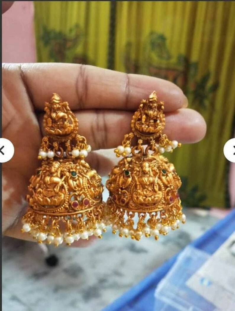 Fancy Golden Antique Gold Earrings, Occasion: Wedding at Rs 200000/set in  New Delhi