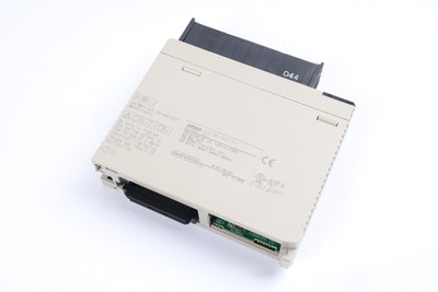 NEW, OMRON  CS1W-OC211  [24 MONTHS WARRANTY]