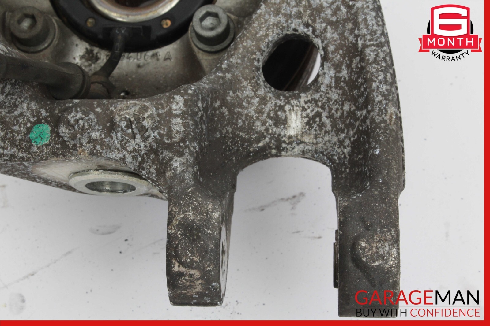 06-10 Maserati Quattroporte M139 Rear Right Side Spindle Knuckle Hub OEM
