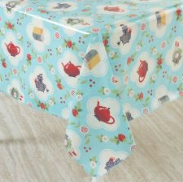 Vermont Country Store Heavy Tablecloth 52"x120" Teapot Strawberry