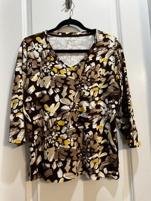 St John s Bay Brown floral Vneck 3/4sleeve armpit to armpit21  Length25  large