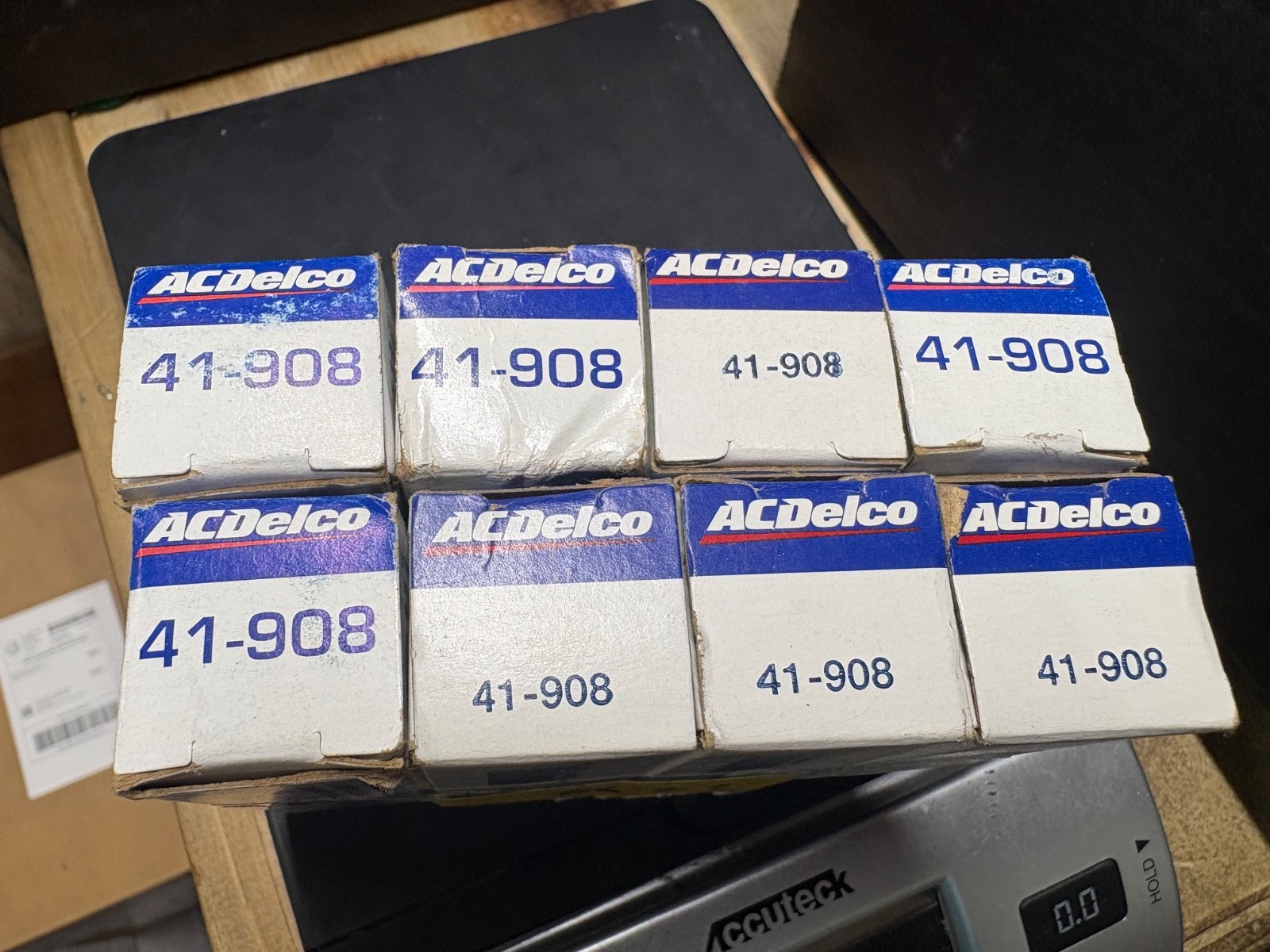 Genuine ACDelco 41-908 Spark Plugs 8 Pack New In Box Bujias Plugs  8 Pack 