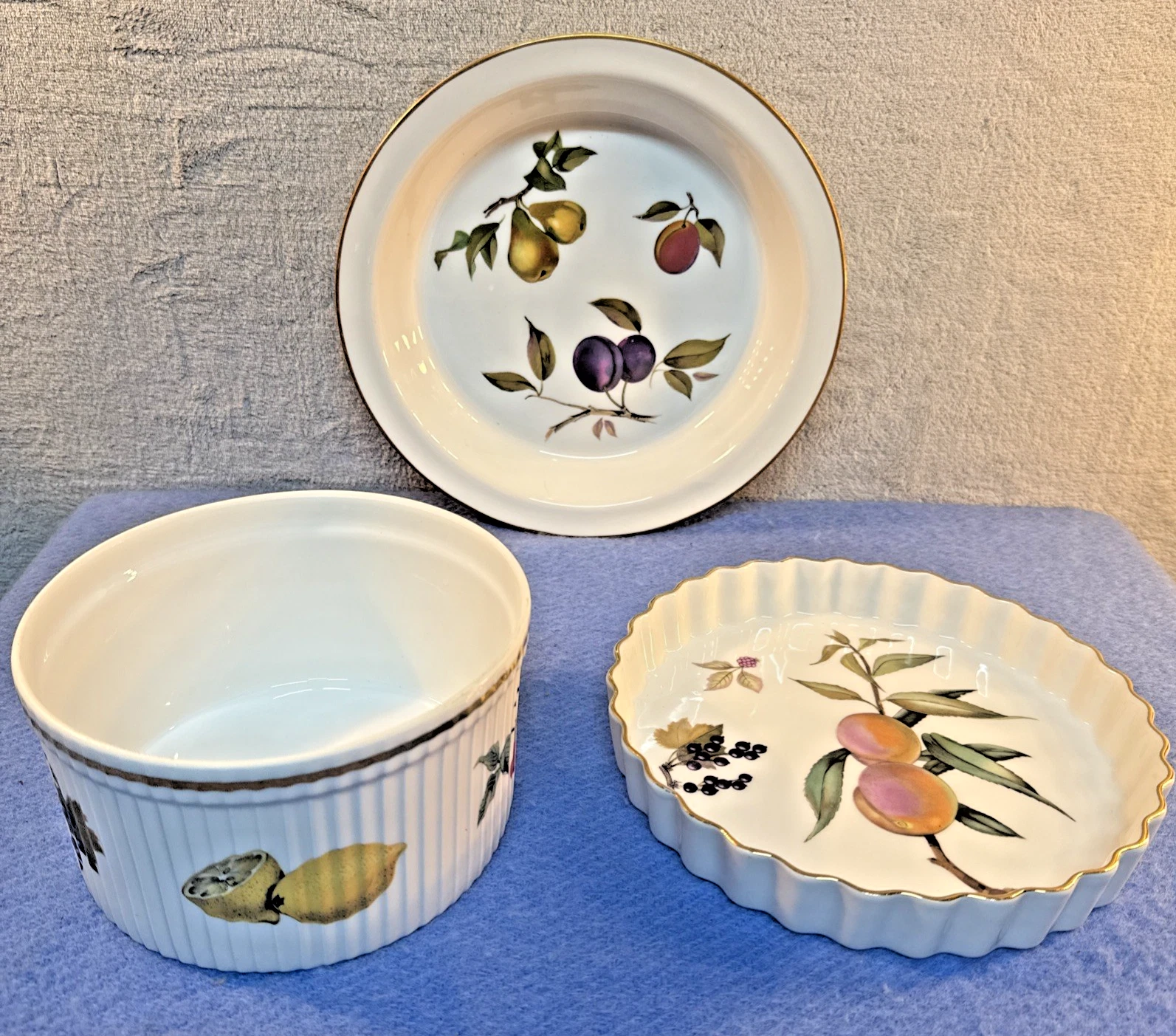 3-Piece Royal Worcester Evesham Gold Oven to Table Set Flan Soufflé Pie Dish