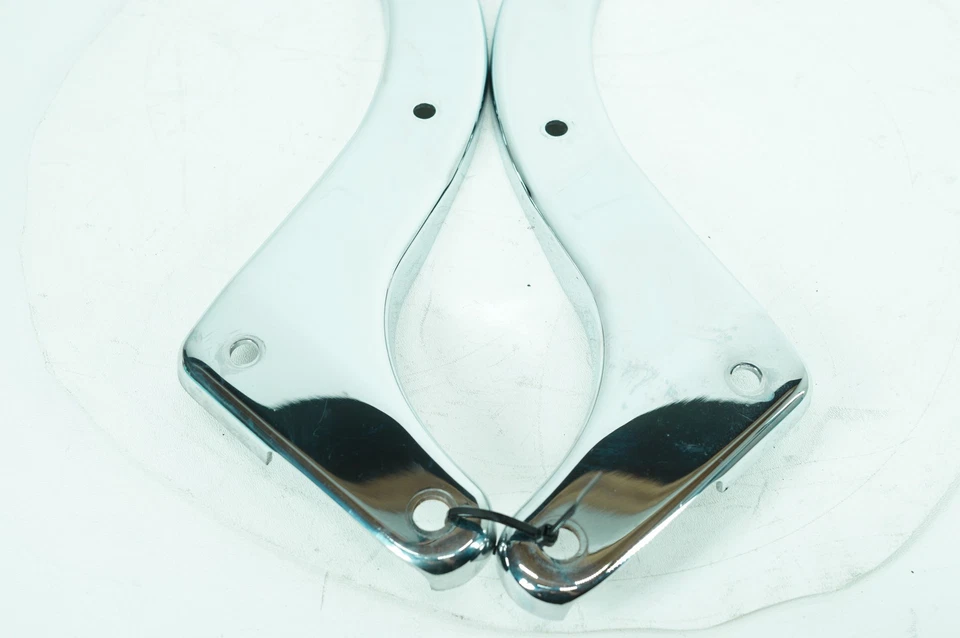 Harley Softail Fat Boy 2004 FLSTFI FABRICANTE DE EQUIPOS ORIGINALES guardabarros trasero izquierdo derecho puntales soporte Foto 4 de 4