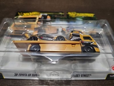 Hot Wheels Premium 2025 Team Transport '20 Toyota GR Supra Fleet