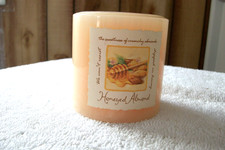"White Barn / Bath & Body Works Honeyed Almond 11 Oz One Wick Candle" New