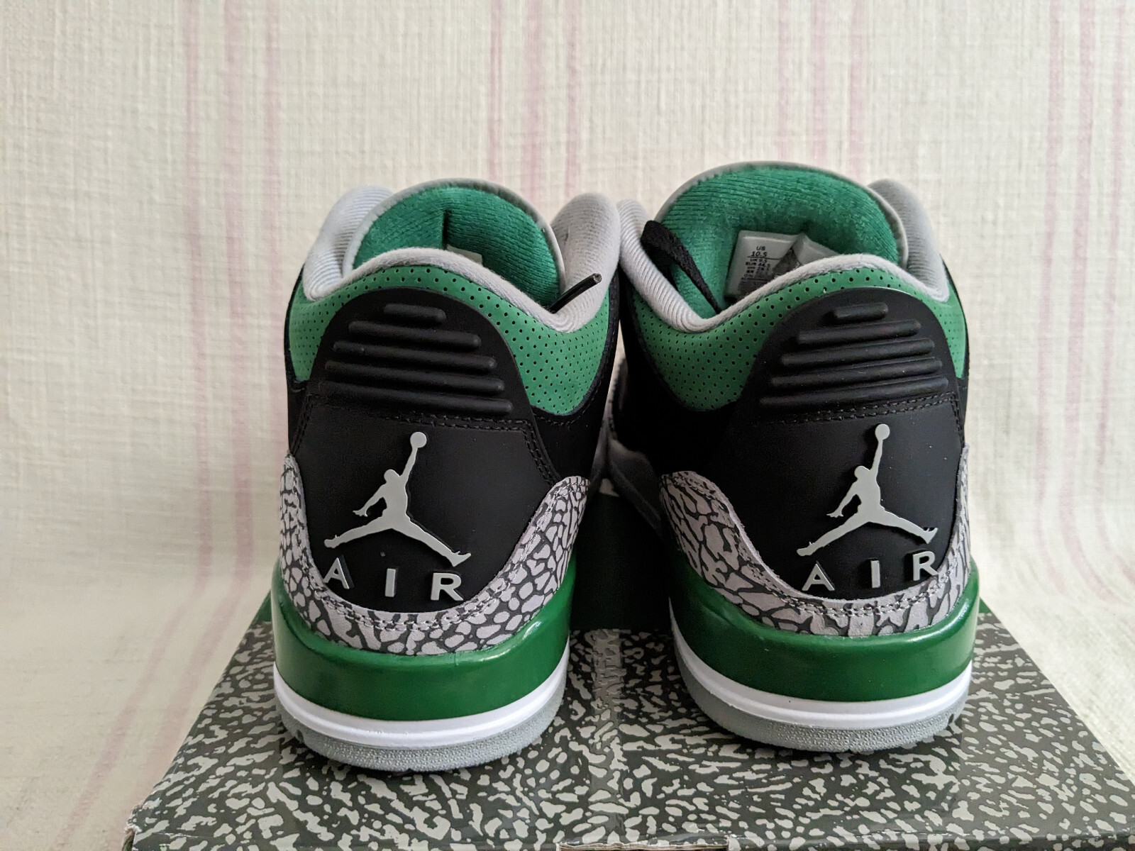 Picture 4 of 12