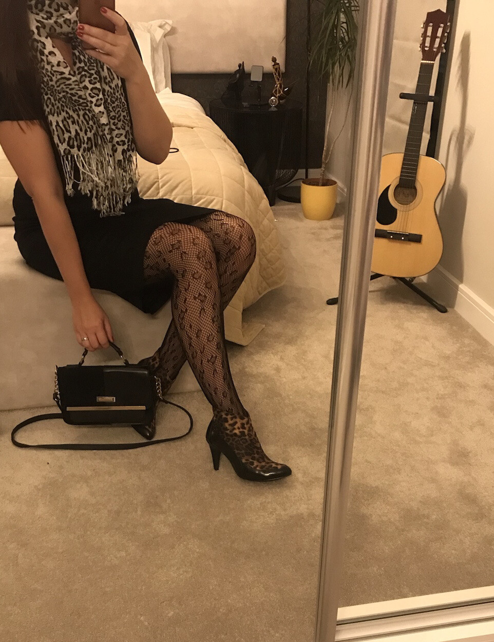 Picture 1 of 3
