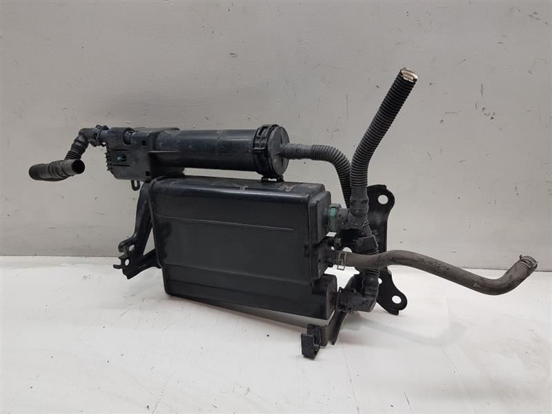 20102015 TOYOTA PRIUS FUEL CHARCOAL VAPOR CANISTER 7774047060 eBay