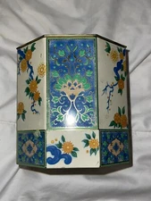 Vintage Octagon Floral Gold Trim Tin, Metal Box Company, Mansfield England #64A