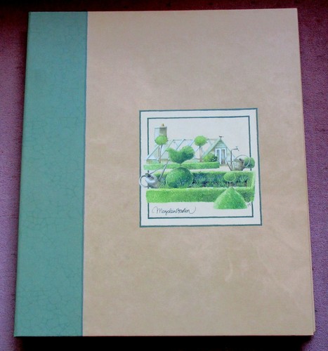 Hallmark Scrapbook Photo Expandable Album – Nature’s Sketchbook design #PHA6353