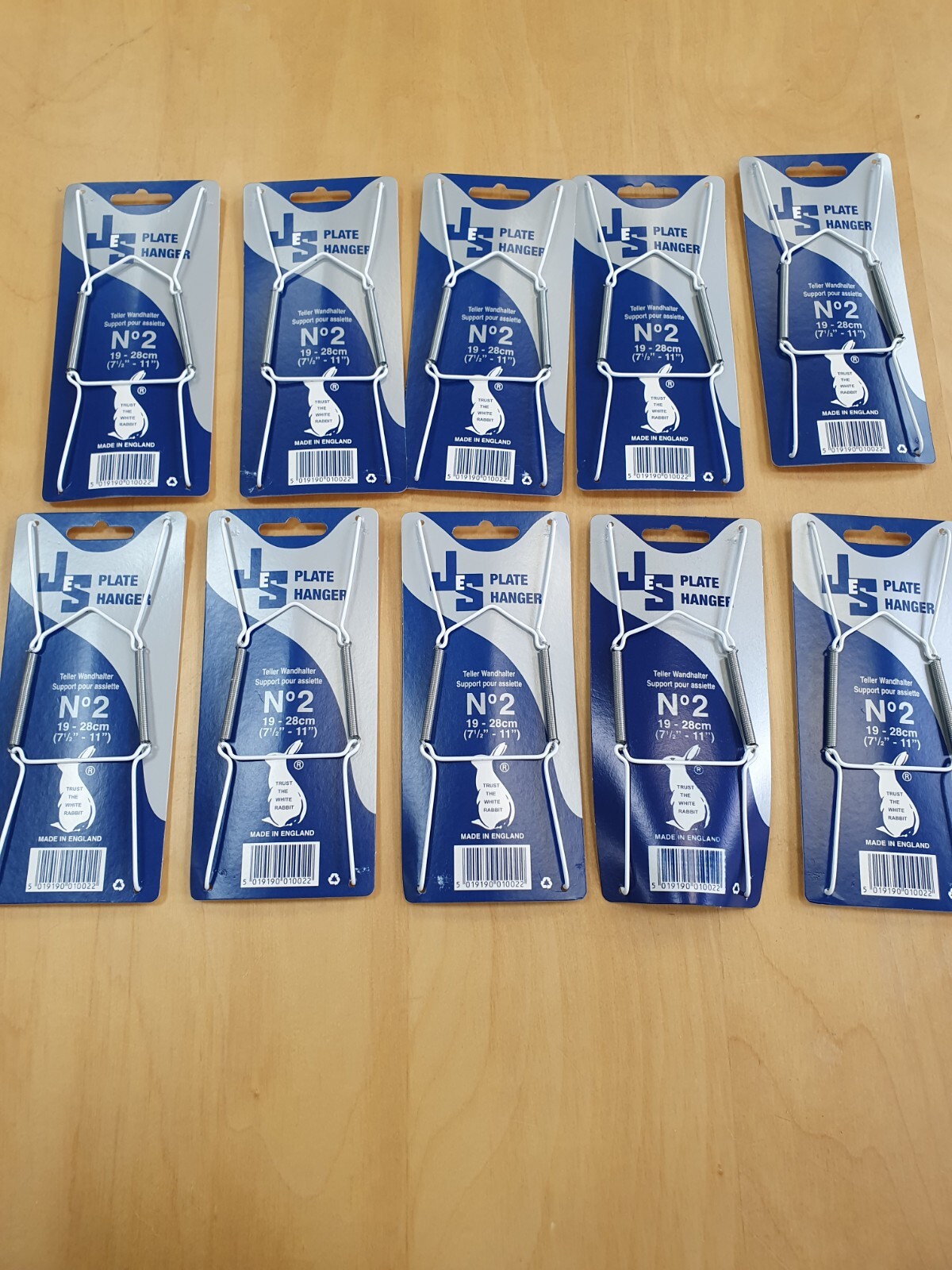 White Wire Plate Hanger Size 2 To Fit Plate 19cm - 28cm (7.5""-11"") Quantity x 10