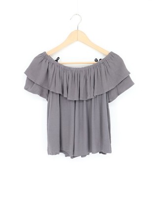 VELVET By Graham & Spencer Luvenia Off Shoulder Top Soil S $124 B8
