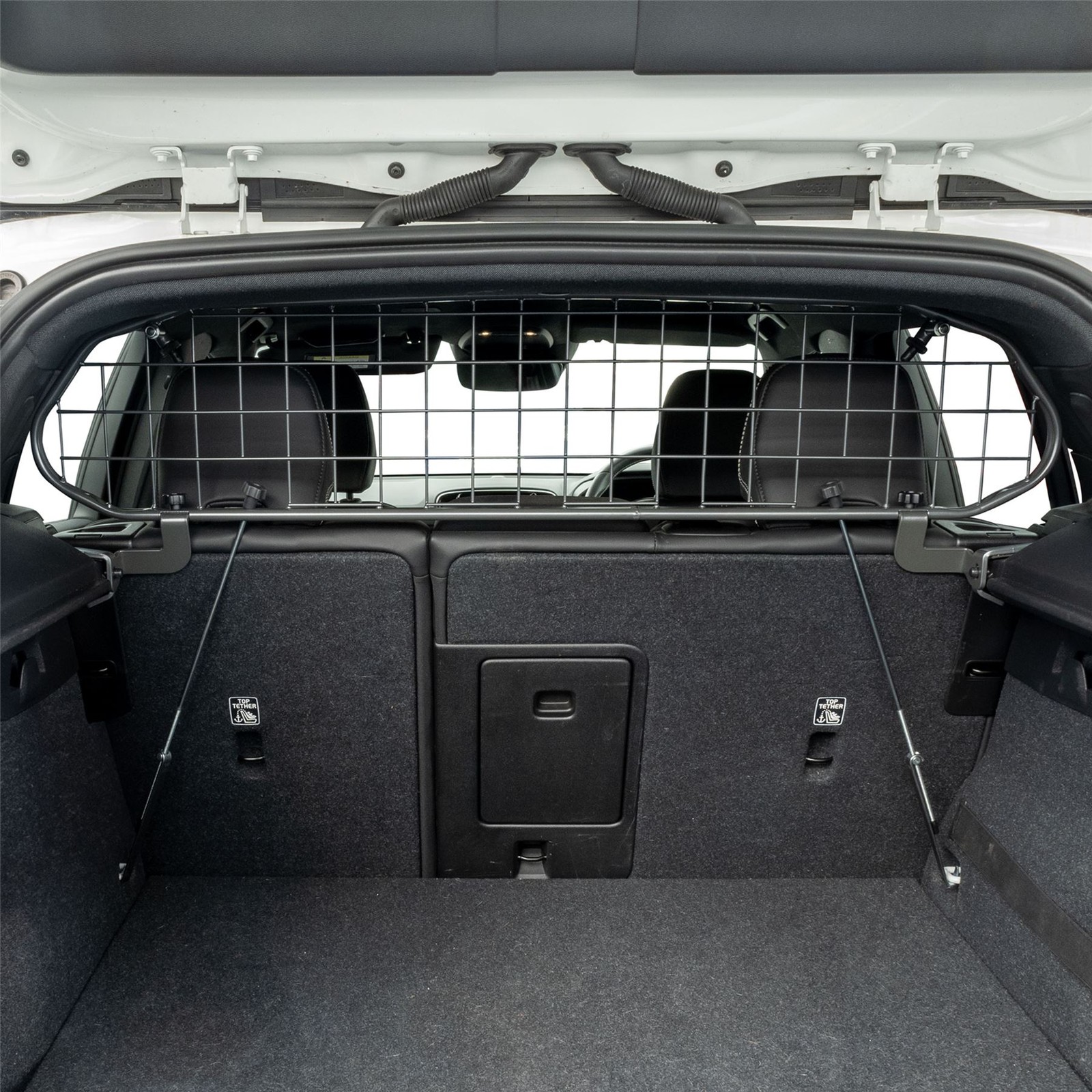 Travall Dog Guard for Volvo XC40 2017- Tailored Fit Pet Luggage Barrier Car Boot