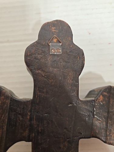 Gesù vintage ottone/bronzo su croce di legno INRI Gesù di Nazareth Re dei Giudei - Foto 10 di 14