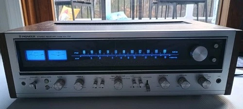 Vintage Pioneer SX 737 Stereo Receiver