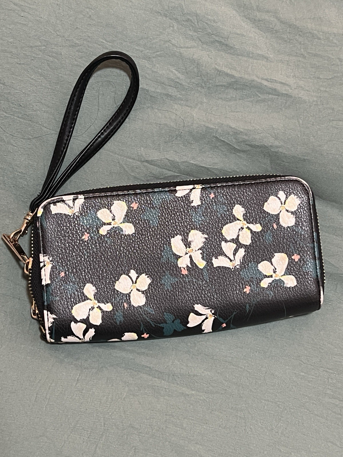 A New Day Floral Zip Around Wallet Wristlet Black White Green