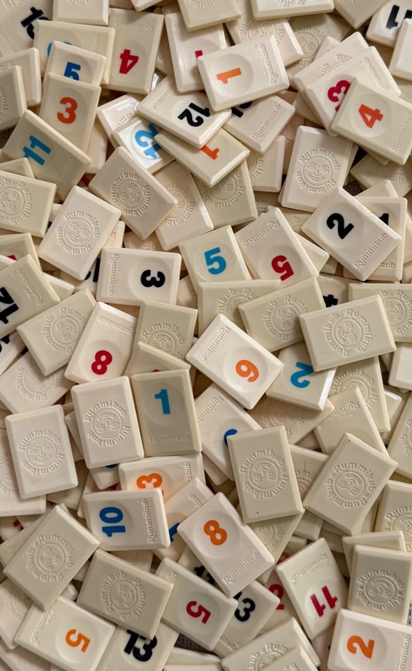 Azulejos Rummikub número surtido a granel 300+ en total - bolsa de 3,1 libras artesanías piezas de arte Foto 2 de 3