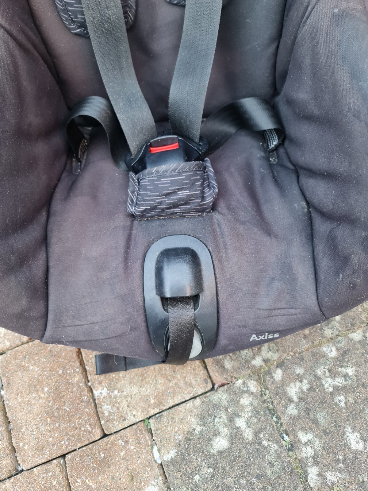 Maxi Cosi Axiss Swivel Car Seat Group 1 NonIsofix Very Good Cond Black