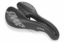 Selle SMP Avant Sella con guide in acciaio inox (nero)