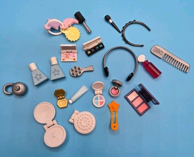 Lot Of Bratz Accessories Makeup Compacts Combs Microphone