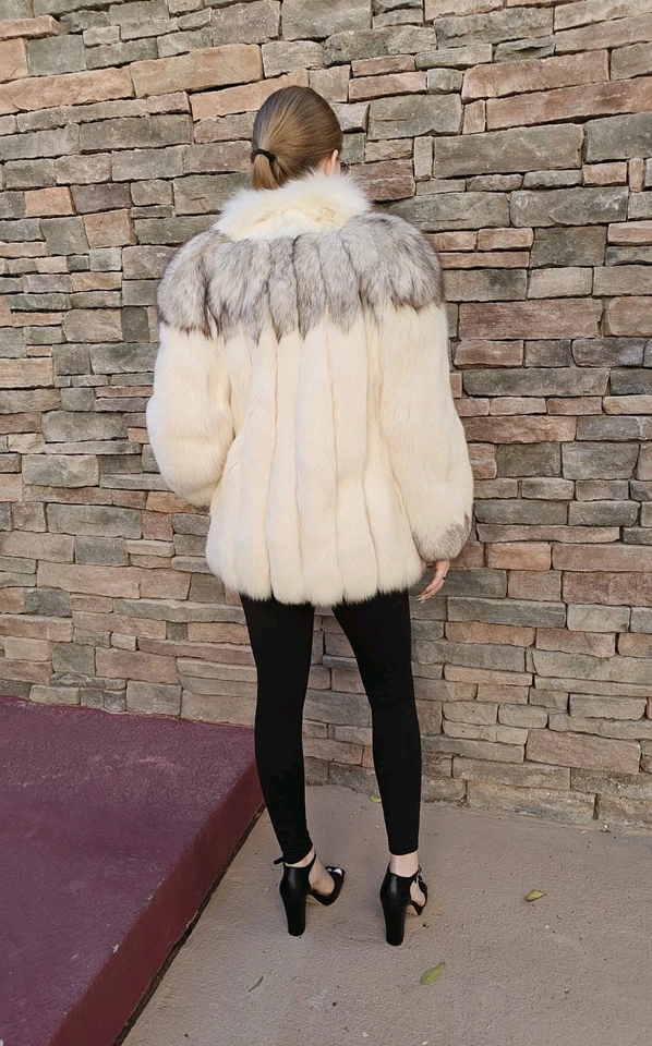 GENUINE RICH SAGA SHADOW FOX FUR COAT JACKET WOMEN'S SZ S LUSH THICK PELTS - Image 4 of 4